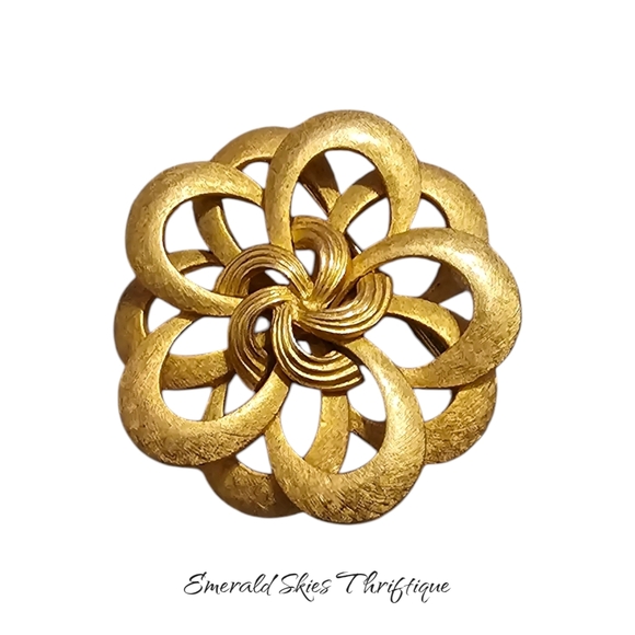 Vintage corocraft brooch - Picture 1 of 4